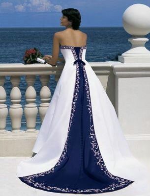 Western wedding dresses plus size Photo - 9