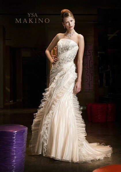 Ysa Makino wedding dresses Photo - 7