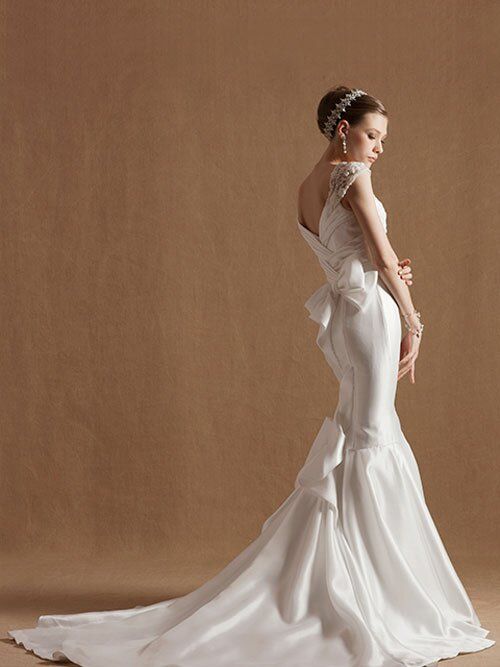 Yumi Katsura wedding dresses Photo - 8