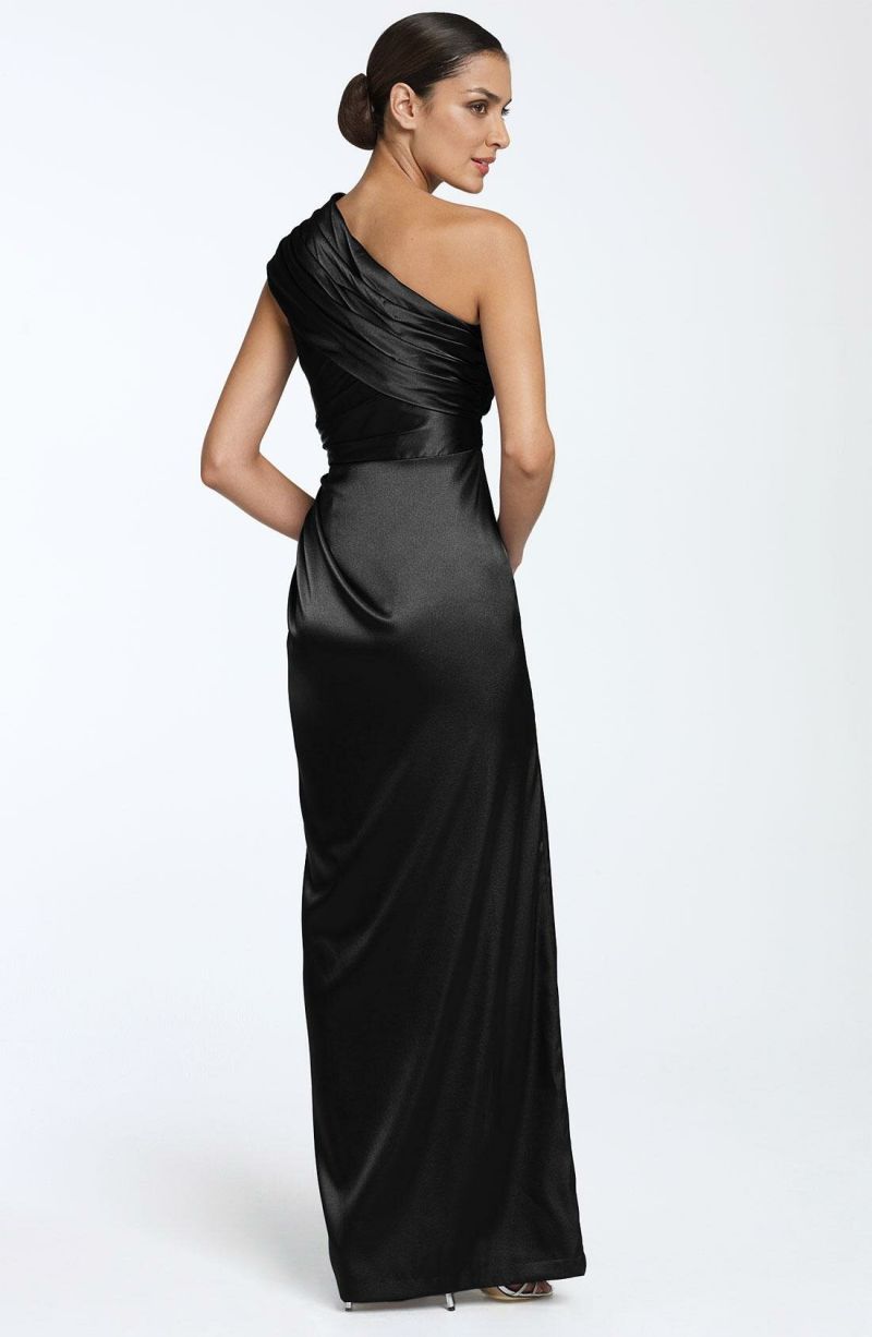 Long evening dresses for wedding Photo - 9