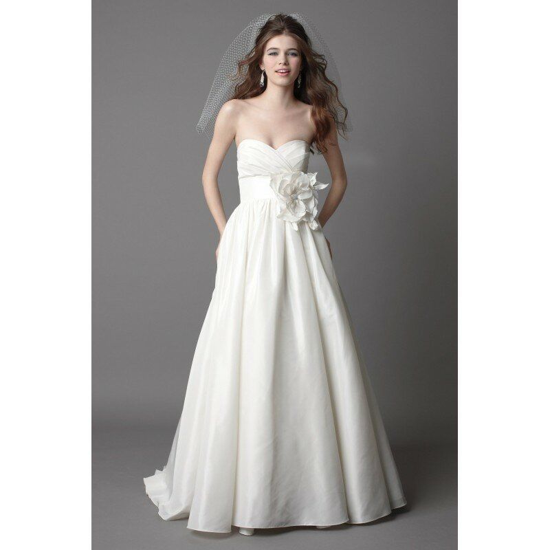 wedding dress with pockets photo - 14