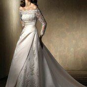 Short and long wedding dress Photo - 1