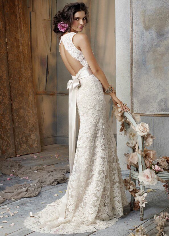 Short and long wedding dress Photo - 10