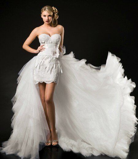 Short to long wedding dress Photo - 1