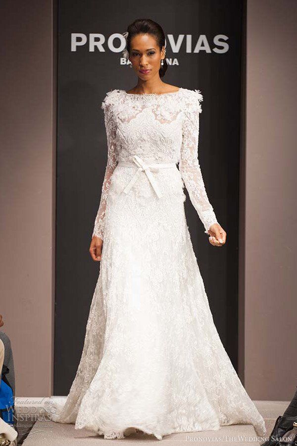 Wedding dress with long sleeve Photo - 7